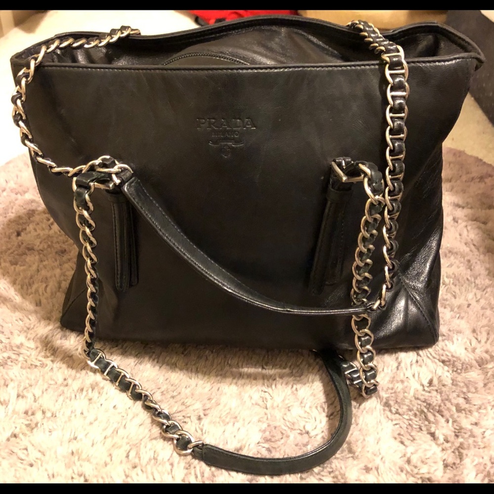 Prada Shoulder bag.